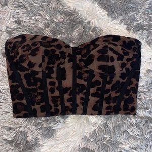 FASHION NOVA Leopard cropped corset